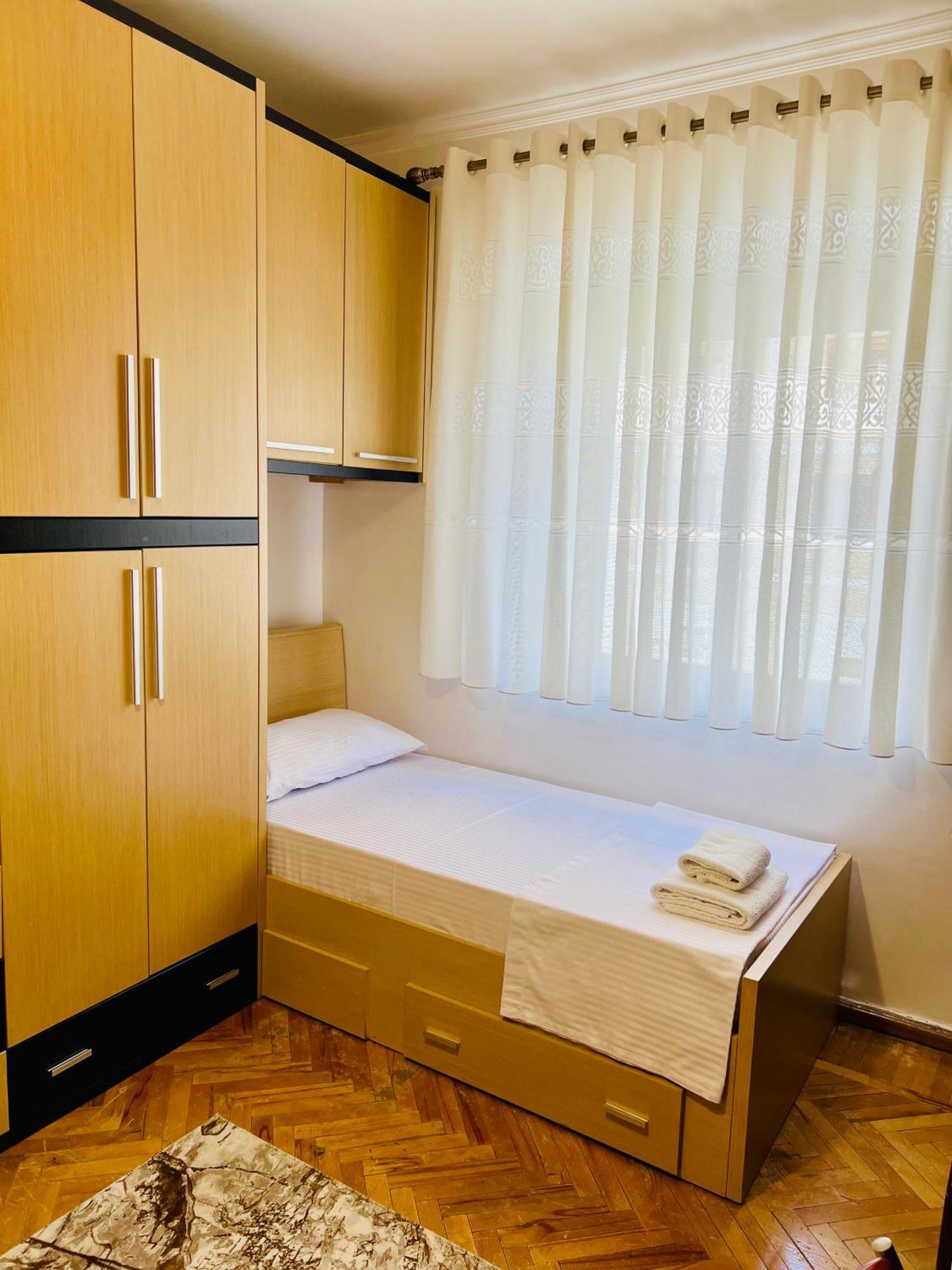 Promenade House Appartamento Berat