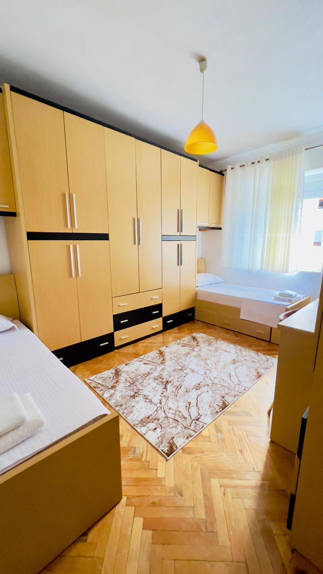 Promenade House Appartamento Berat